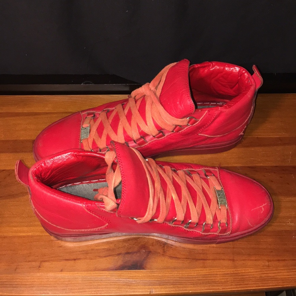 Balenciaga mens mid-top sneaker - Picture 2 of 5